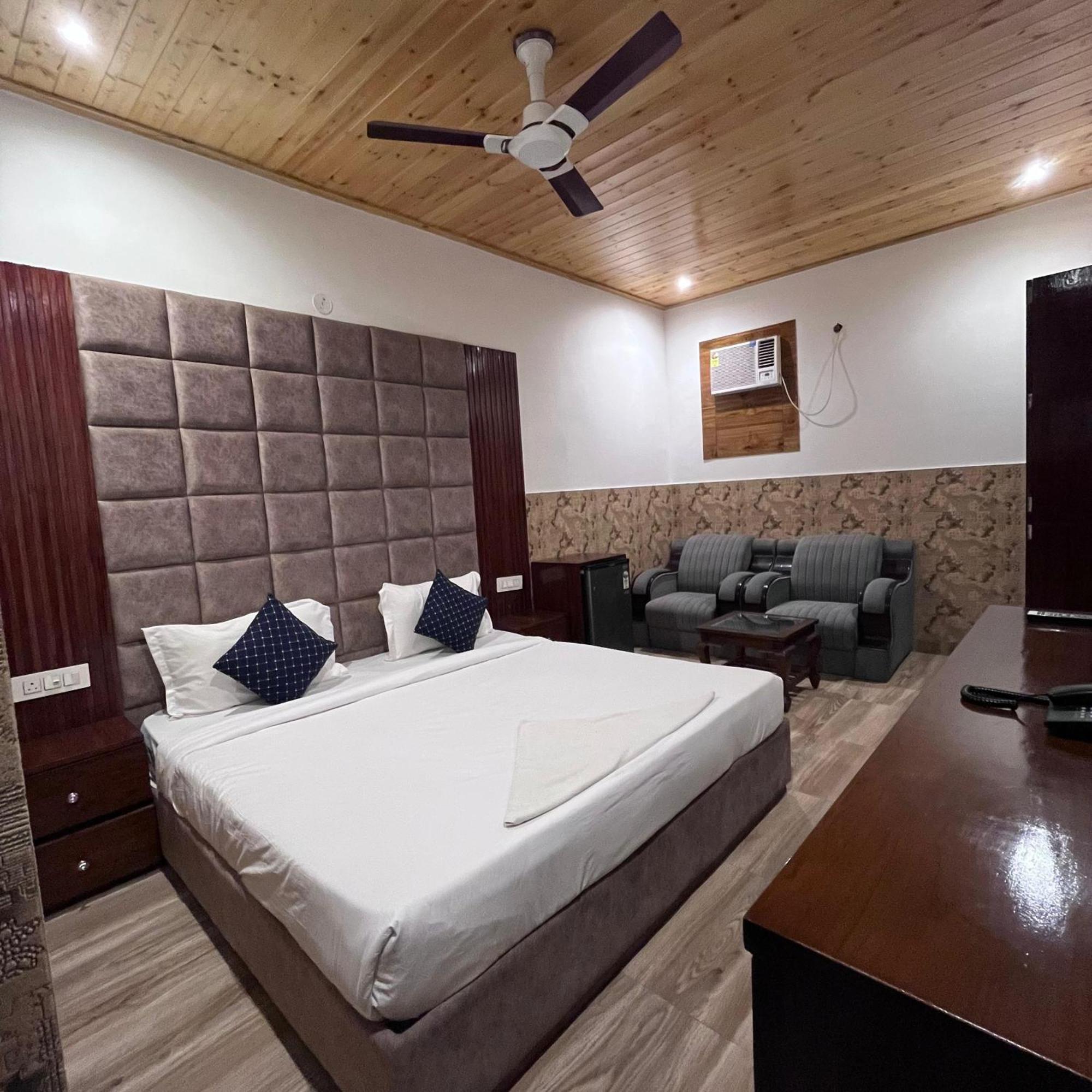Hotel La Casca Experience Zirakpur Exteriér fotografie